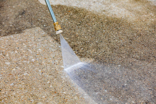 Best Pool Deck Cleaning  in Malverne, NY